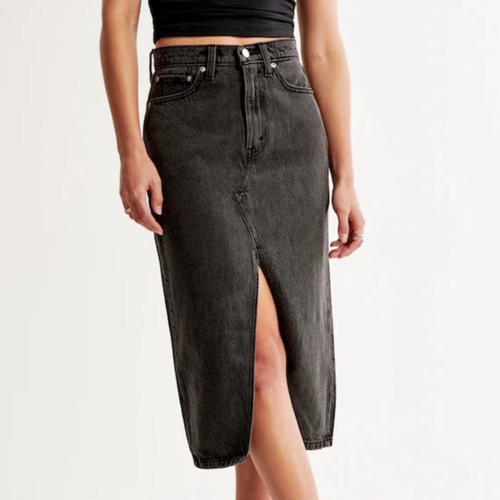 NWOT Abercrombie denim high rise midi skirt